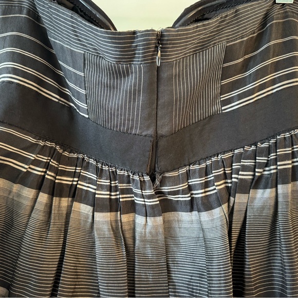 BCBGMaxAzria Black and Gray Sweetheart Strapless Dress Size 6 - Picture 5 of 6